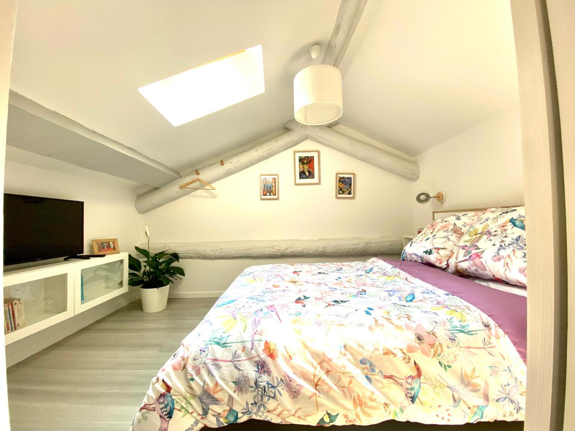 Duplex Cosy Au Coeur Du Vieux-nice Apartamento Nice