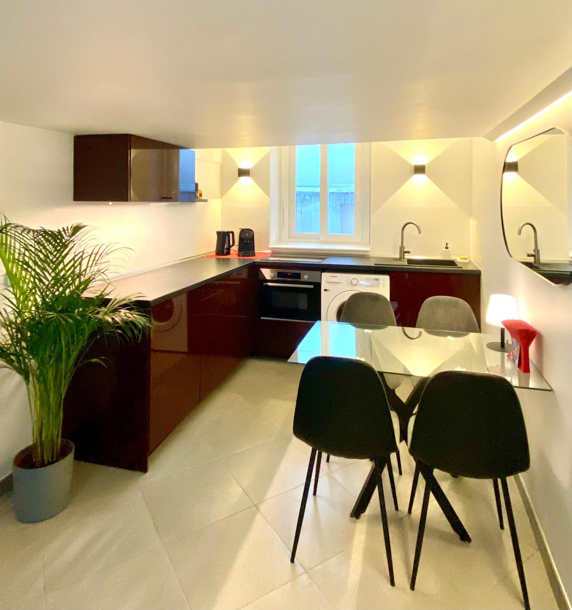 Duplex Cosy Au Coeur Du Vieux-nice Apartamento